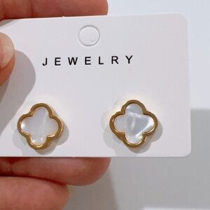 Unbranded Four-Leaf White Earrings studs